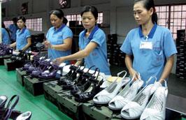 Thời gian qua, xuất khẩu giày dép đã vươn lên vị trí thứ 3 chỉ sau dệt may và dầu thô.