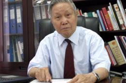 Giáo sư Đào Nguyên Cát, Tổng biên tập Thời báo Kinh tế Việt Nam.