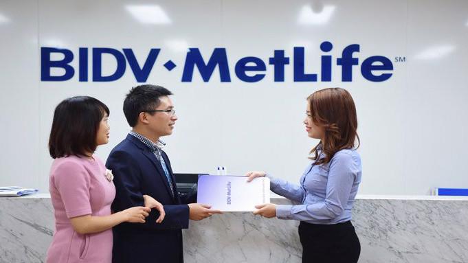 BIDV MetLife cung cấp những giải pháp tài chính tiên tiến và toàn diện đến người tiêu dùng thông qua gần 1.000 điểm giao dịch của BIDV trên toàn quốc.