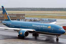 Ảnh hưởng của núi lửa Eyjafjallajokull (Iceland) đã khiến Vietnam Airlines phải hủy 16 chuyến bay tới châu Âu trong 4 ngày từ 16-19/4.