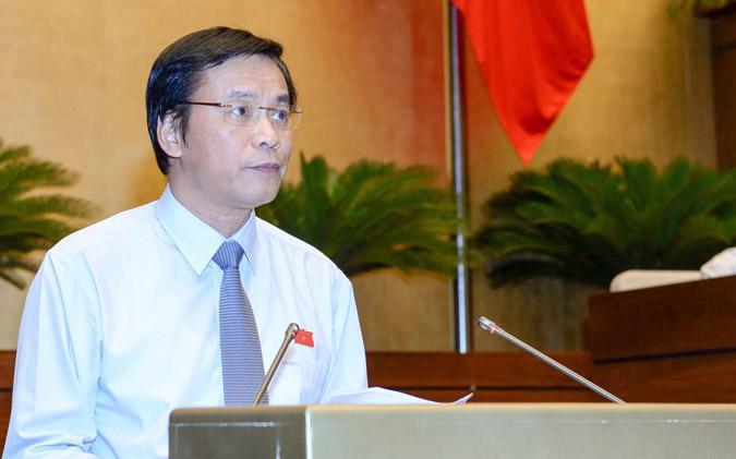 Tổng thư ký Quốc hội Nguyễn Hạnh Phúc báo cáo giải trình ý kiến đại biểu về chương trình giám sát của Quốc hội năm 2017.