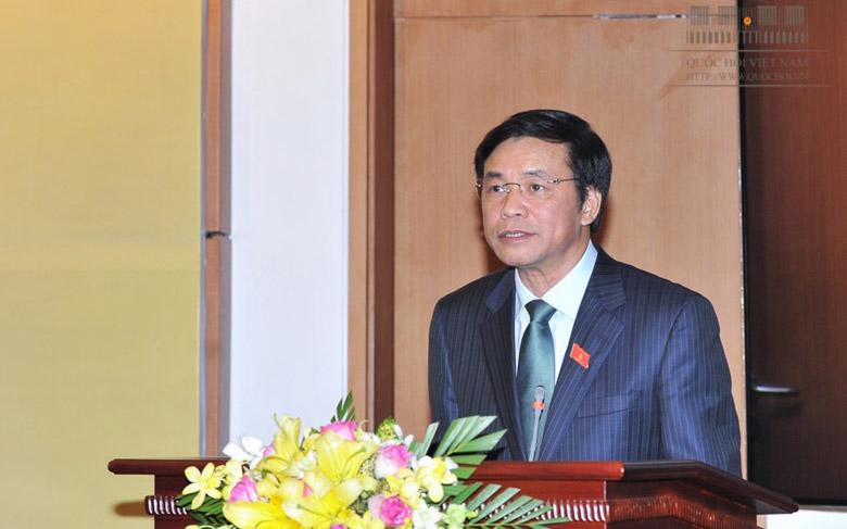 Tổng thư ký Quốc hội Nguyễn Hạnh Phúc chủ trì họp báo.