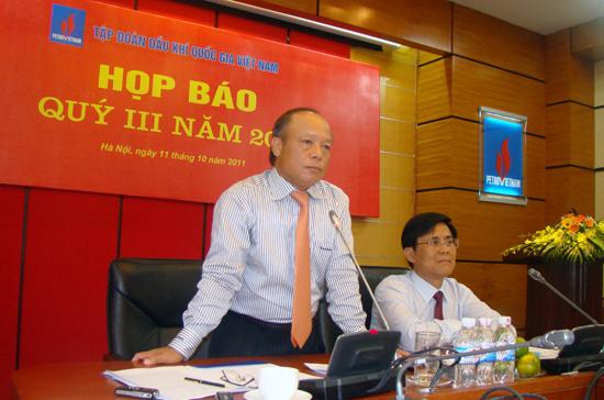 Tổng giám đốc Petro Vietnam Đỗ Văn Hậu chủ trì buổi họp báo chiều 11/10.