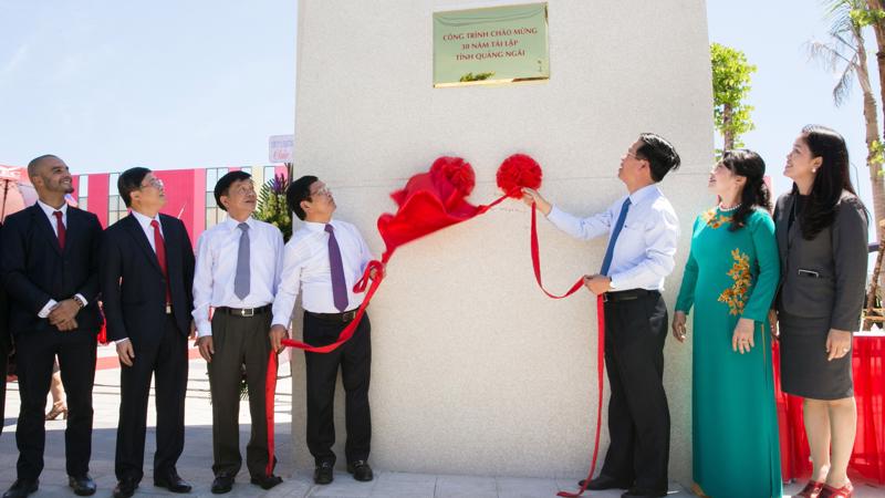IEC Quảng Ngãi là hệ sinh thái giáo dục quốc tế toàn diện đầu tiên tại Việt Nam được NHG triển khai xây dựng với đầy đủ cấp học từ Mầm non đến lớp 12.
