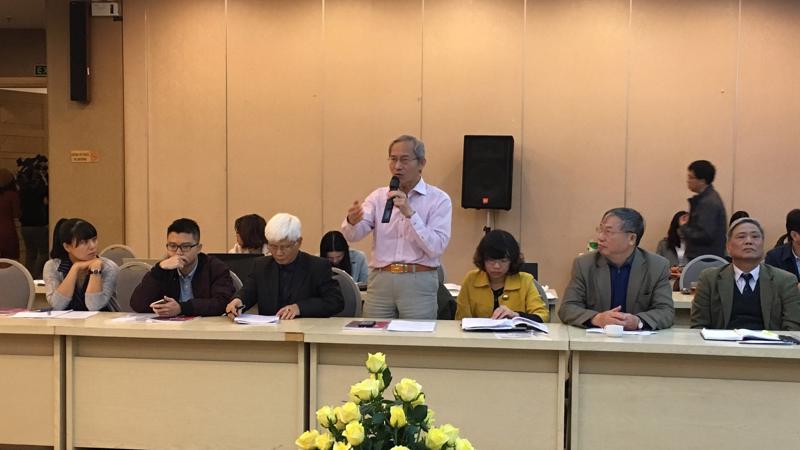 Chủ tịch Hiệp hội Thương mại điện tử Việt Nam, ông Nguyễn Thanh Hưng phát biểu tại hội thảo 