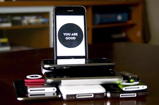 Viettel sẽ tiếp tục nhập dòng điện thoại iPhone 3Gs màu trắng và đen để phục vụ khách hàng.