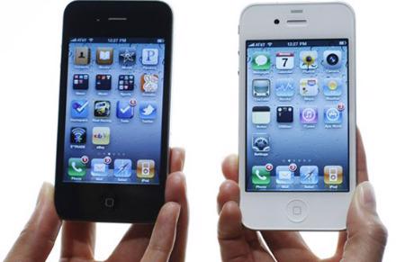 iPhone 4S chính hãng sẽ được VinaPhone và Viettel đưa ra thị trường từ ngày 16/12 tới.