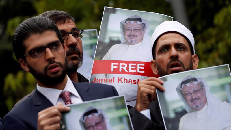 Làn sóng biểu tình sau vụ nhà báo Jamal Khashoggi mất tích - Ảnh: Reuters.
