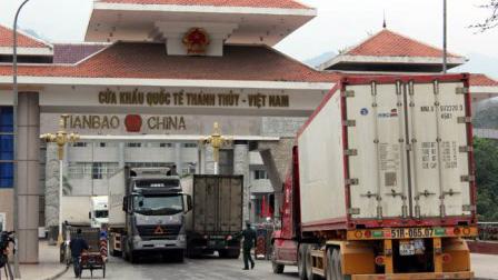 Hàng hoá xuất khẩu sang Trung Quốc phải khử trùng phòng dịch Covid-19 - Nhịp sống kinh tế Việt Nam & Thế giới