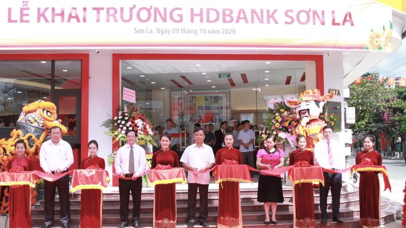  HDBank Sơn La có địa chỉ tại 457A Chu Văn Thịnh, phường Chiềng Lề, thành phố Sơn La, tỉnh Sơn La.