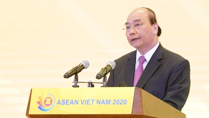 Thủ tướng Nguyễn Xuân Phúc phát biểu tại lễ khởi động - Ảnh: VGP