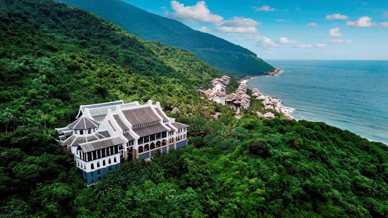 Khu nghỉ dưỡng InterContinental Danang Sun Peninsula Resort liên tục nhận các giải thưởng quốc tế danh giá.