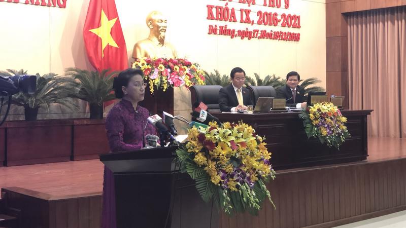 Chủ tịch Quốc hội Nguyễn Thị Kim Ngân phát biểu tại kỳ họp thứ 9 Hội đồng nhân dân thành phố Đà Nẵng.