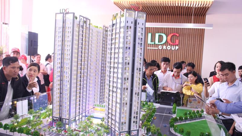 Dự án Saigon Intela sở hữu vị trí đẹp ngay đại lộ Nguyễn Văn Linh có mức giá 1 tỷ đồng cho căn hộ 2 phòng ngủ.