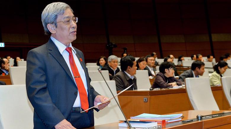 Đại biểu Lê Xuân Thân (Khánh Hoà) đề nghị Uỷ ban Thường vụ Quốc hội thực hiện quyền giải thích Hiến pháp.