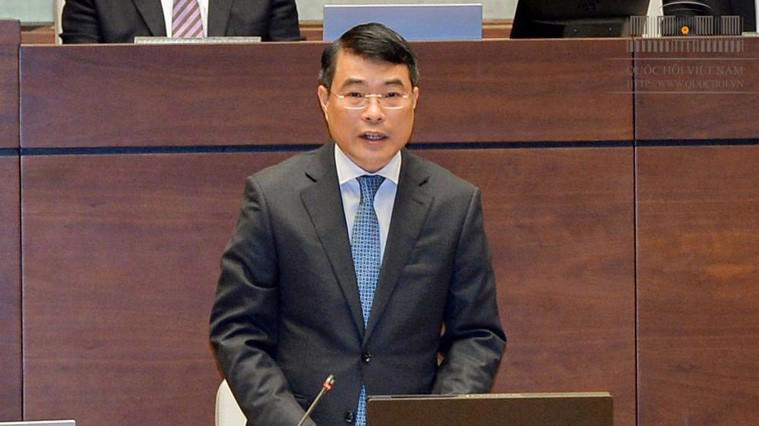 Thống đốc Lê Minh Hưng trả lời chất vấn tại Quốc hội chiều ngày 16/11/2017.