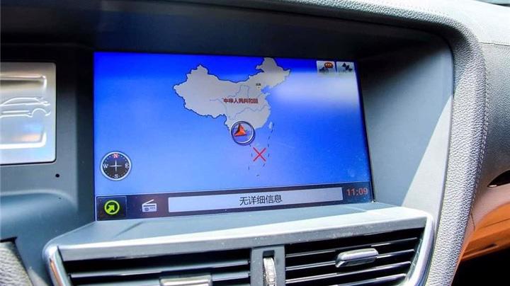 Đối với mặt hàng ô tô, điện thoại di động nhập khẩu từ Trung Quốc, công chức kiểm tra hàng hóa phải lựa chọn xác suất để kiểm tra nội dung hiển thị trên các màn hình.