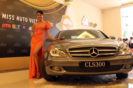 Miss Auto Vietnam 2011 chính thức được khởi động - Ảnh: Bobi.