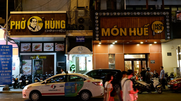 Ngoài món Huế, các chuỗi cửa hàng khác do Huy Việt Nam vận hành cũng đóng cửa ngay sau đó như Cơm Thố Cháy, Phở Ông Hùng, TP Tea…