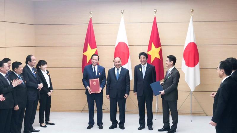 Việt Nam – Nhật Bản ký bản ghi nhớ hợp tác về chương trình “lao động kỹ năng đặc định”. Ảnh: MOLISA. 