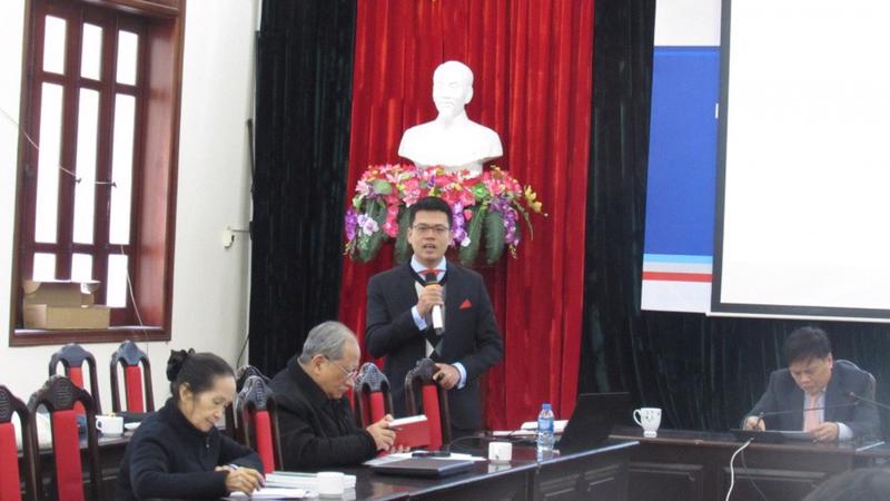 Ông Nguyễn Anh Dương, Trưởng Ban Chính sách kinh tế vĩ mô của CIEM trình bày báo cáo tại hội thảo 