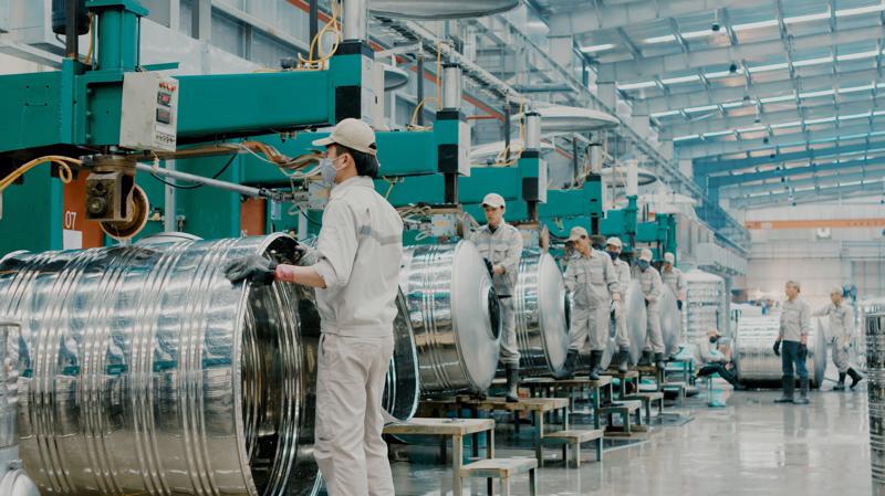 Sản phẩm xuất khẩu chủ lực của Sơn Hà hiện nay là ống inox công nghiệp - sản phẩm duy nhất của Việt Nam đạt tiêu chuẩn để vào thị trường châu Âu, châu Mỹ. 