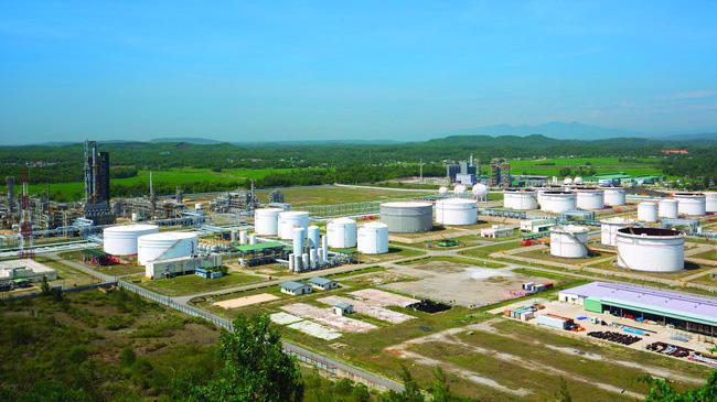 Sản phẩm xăng dầu của Nhà máy Lọc hóa dầu Dung Quất, Nhà máy Lọc hóa dầu Nghi Sơn đã có mặt tại hầu hết các cửa hàng xăng dầu và sau đó được cung cấp đến tay người tiêu dùng trong cả nước.