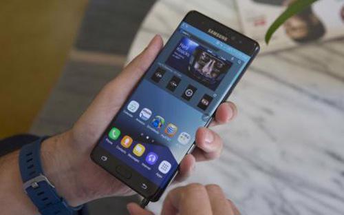 Note 7 là sản phẩm cao cấp nhất của Samsung ở thời điểm ra mắt và từng là kỳ vọng sẽ mang về doanh thu lớn cho tập đoàn Samsung.