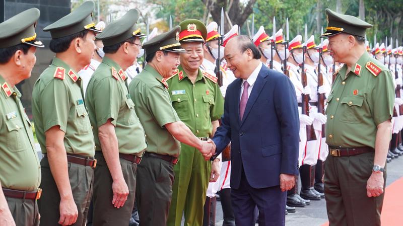 Thủ tướng Nguyễn Xuân Phúc dự hội nghị Công an toàn quốc lần thứ 76.