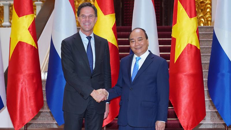 Thủ tướng Nguyễn Xuân Phúc đón, tiếp Thủ tướng Hà Lan Mark Rutte và có cuộc hội đàm vào chiều 9/4.