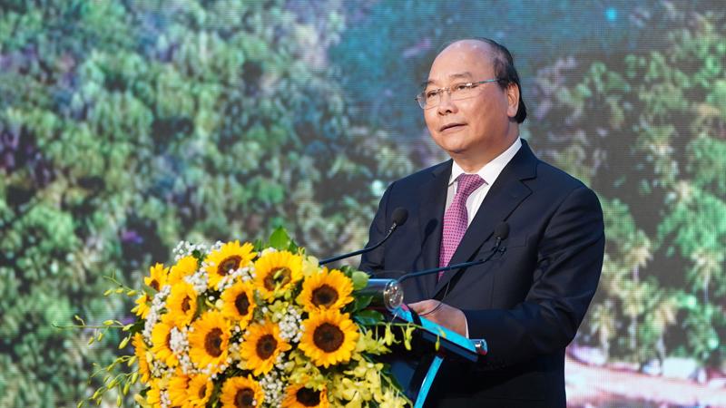 Thủ tướng nhấn mạnh, Kiên Giang đang có nhiều nhà đầu tư lớn, "sếu đầu đàn" đầu tư vào đây như FLC, Minh Phú, Vietjet…