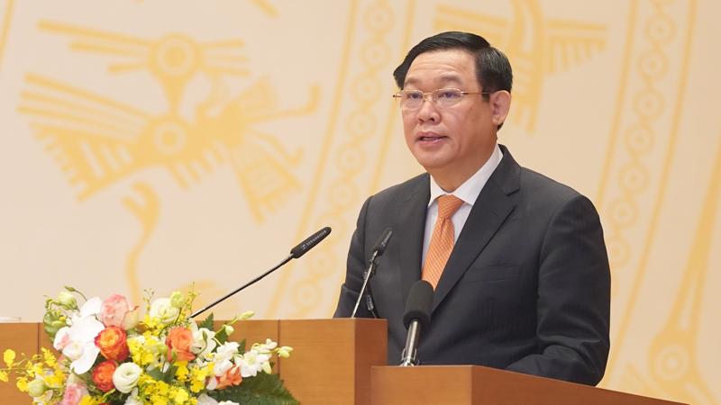 Phó thủ tướng Vương Đình Huệ phát biểu tại hội nghị.