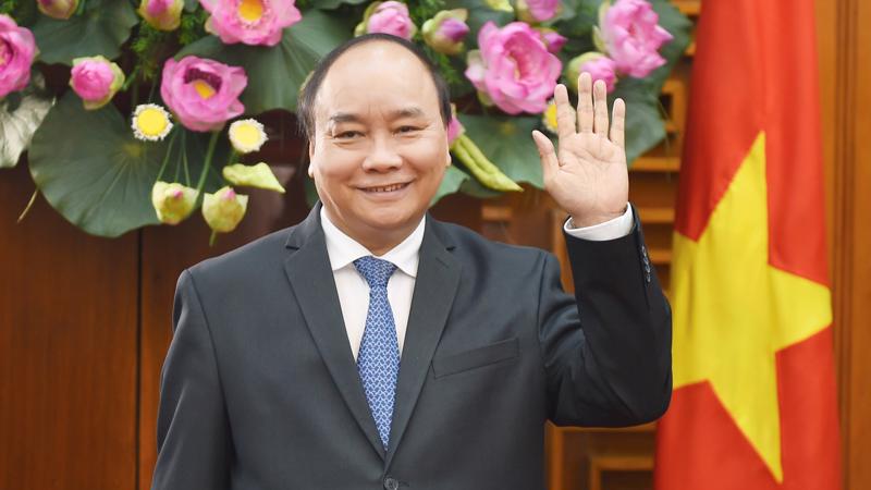 Thủ tướng Nguyễn Xuân Phúc hy vọng, nhân dịp này, bằng sự thông tuệ và tầm nhìn của mình, các nhà lãnh đạo của 21 nền kinh tế thành viên APEC sẽ đưa ra những giải pháp tối ưu để cùng nhau "tạo động lực mới, vun đắp tương lai chung".
