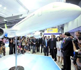 Do ngành công nghiệp hàng không dân sự của Trung Quốc còn chưa có nhiều kinh nghiệm, chiếc C919 ban đầu sẽ sử dụng động cơ và một số bộ phận khác do nước ngoài sản xuất - Ảnh: Sina.