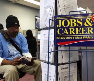 Báo cáo UCLA Anderson Forecast nhận định, tỷ lệ thất nghiệp của Mỹ sẽ ở mức bình quân 10% trong năm tới - Ảnh: Getty.