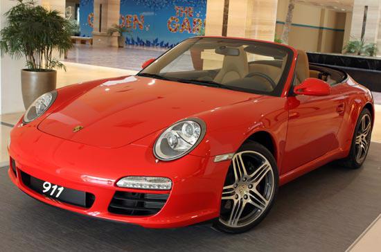 Mẫu xe thể thao danh giá Porsche 911 Turbo S có mức giảm lên đến 452 triệu đồng - Ảnh: Bobi.