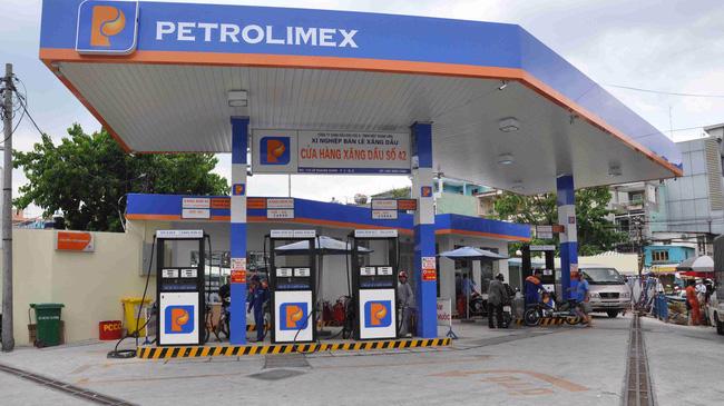 Petrolimex xoá được khoản lỗ 1.900 tỷ đồng nhờ giá dầu hồi phục.