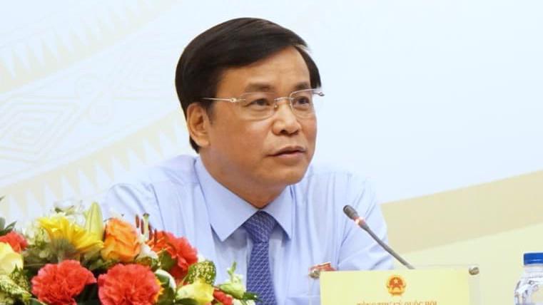Tổng thư ký Quốc hội Nguyễn Hạnh Phúc trả lời báo chí - Ảnh Quang Phúc