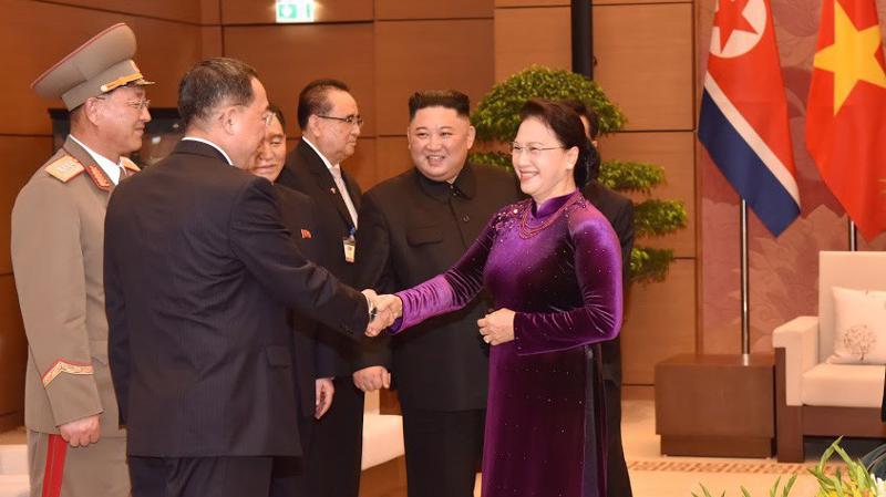 Chủ tịch Quốc hội đã đón và hội kiến với Chủ tịch Triều Tiên tại nhà Quốc hội - Ảnh: Quang Phúc.