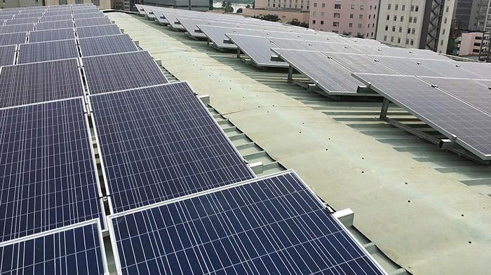 Tính đến tháng 6/2018, đã có 100 dự án điện mặt trời được bổ sung vào quy hoạch cấp điện tỉnh/quốc gia với tổng công suất đăng ký là 4,7GW vào năm 2020 và 1.770GW những năm sau đó.