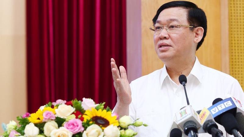 Phó thủ tướng Vương Đình Huệ phát biểu tại lễ công bố Sách trắng doanh nghiệp Việt Nam năm 2019.