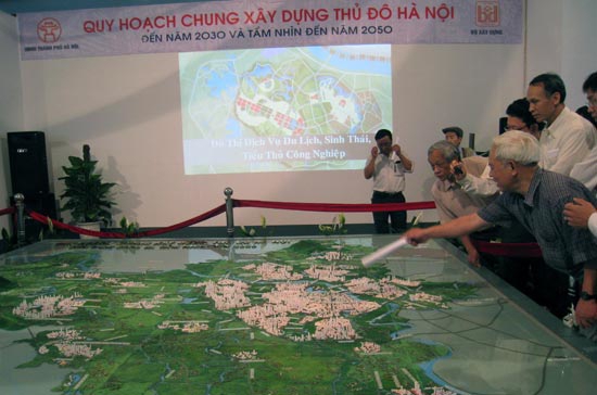 Đồ án Quy hoạch Thủ đô đã chính thức được Thủ tướng phê duyệt sau gần 3 năm xây dựng - Ảnh: Từ Nguyên.