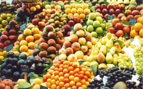 Dù là đất nước nông nghiệp, nhiều rau quả xuất khẩu song Việt Nam hàng năm vẫn nhập khẩu lượng lớn mặt hàng này.