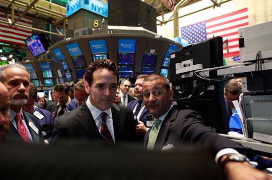 Trong đó, riêng Dow Jones hiện đang ở mức cao nhất kể từ tháng 12/2007 - Ảnh: Reuters.