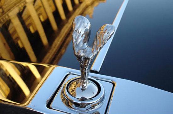 Rolls-Royce là hãng sản xuất xe hạng sang nổi tiếng thế giới.