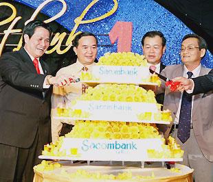 Ngày 16/5 vừa qua, Tập đoàn Tài chính Sacombank kỷ niệm một năm ngày thành lập, là tập đoàn tài chính tư nhân đầu tiên tại Việt Nam.