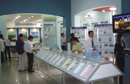 Khảo sát của Công ty Kiểm toán Ernst & Young Việt Nam, cho thấy có đến 50% dự án bất động sản hiện nay vượt dự toán kinh phí ban đầu.