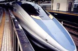 Một đoàn tàu Shinkansen của Nhật Bản.