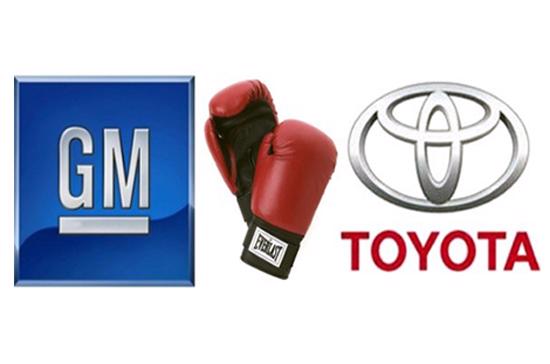 Toyota và General Motor lại tiếp tục "so găng" vì ngôi vị số 1.