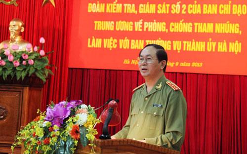 Bộ trưởng Bộ Công an Trần Đại Quang yêu cầu Hà Nội phải phối hợp chặt chẽ, kịp thời phát hiện các vụ việc có dấu hiệu tham nhũng.<br>